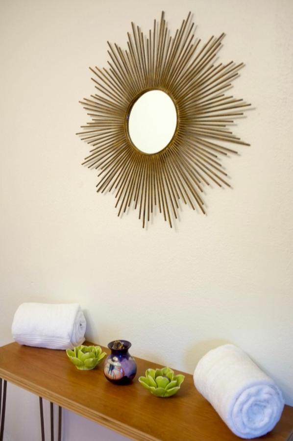 Holiday home Twin Palms Desert Getaway - Jacuzzi, Fire Pit, Meditation & Joshua Tree