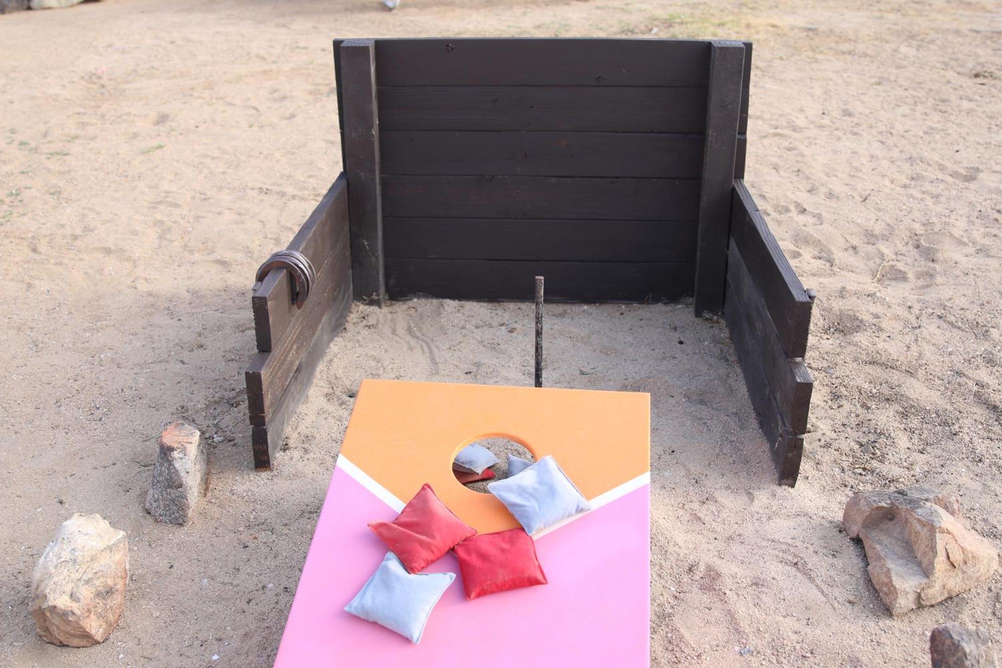Holiday home Twin Palms Desert Getaway - Jacuzzi, Fire Pit, Meditation &